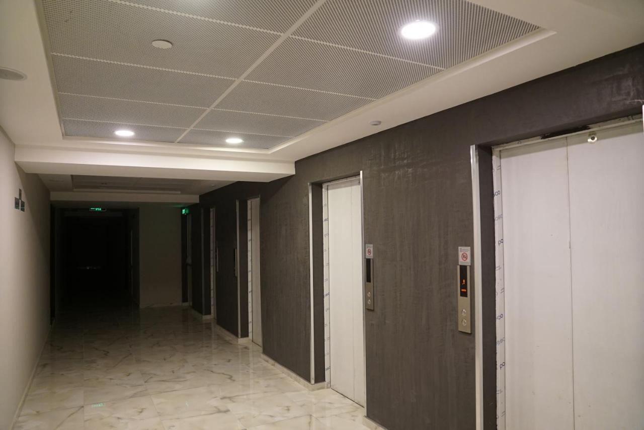 Skopje Sky City 19Th Floor Twin & 12Th Floor & 25Th & 33 Floor Apartments & With Pool & Spa & Gym & Parking Included In Price エクステリア 写真