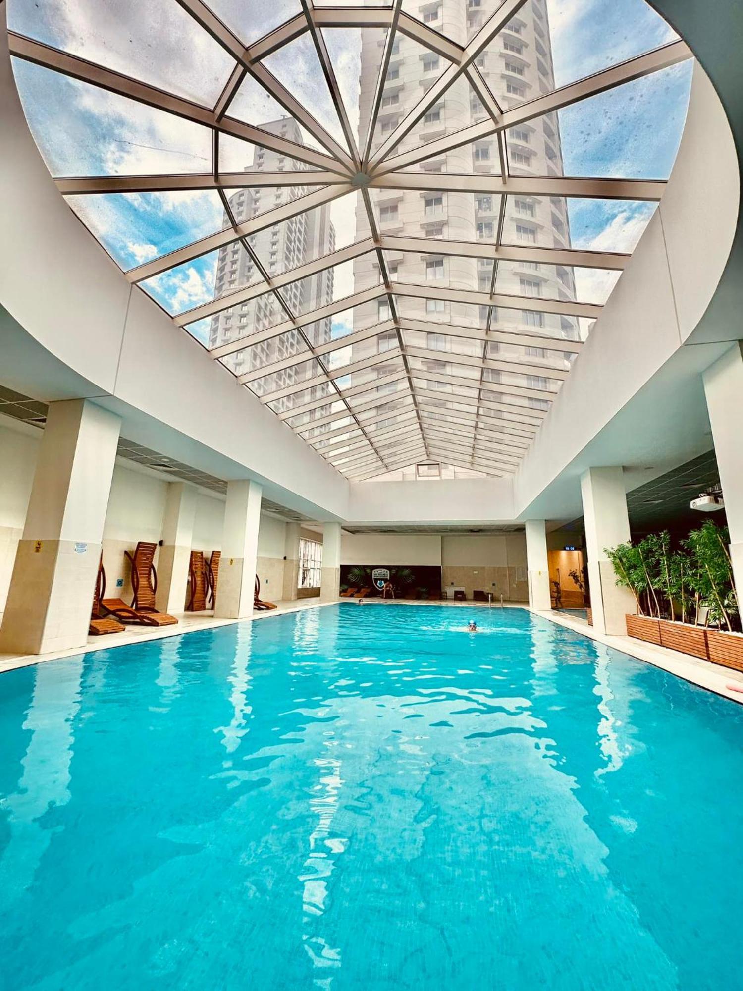Skopje Sky City 19Th Floor Twin & 12Th Floor & 25Th & 33 Floor Apartments & With Pool & Spa & Gym & Parking Included In Price エクステリア 写真