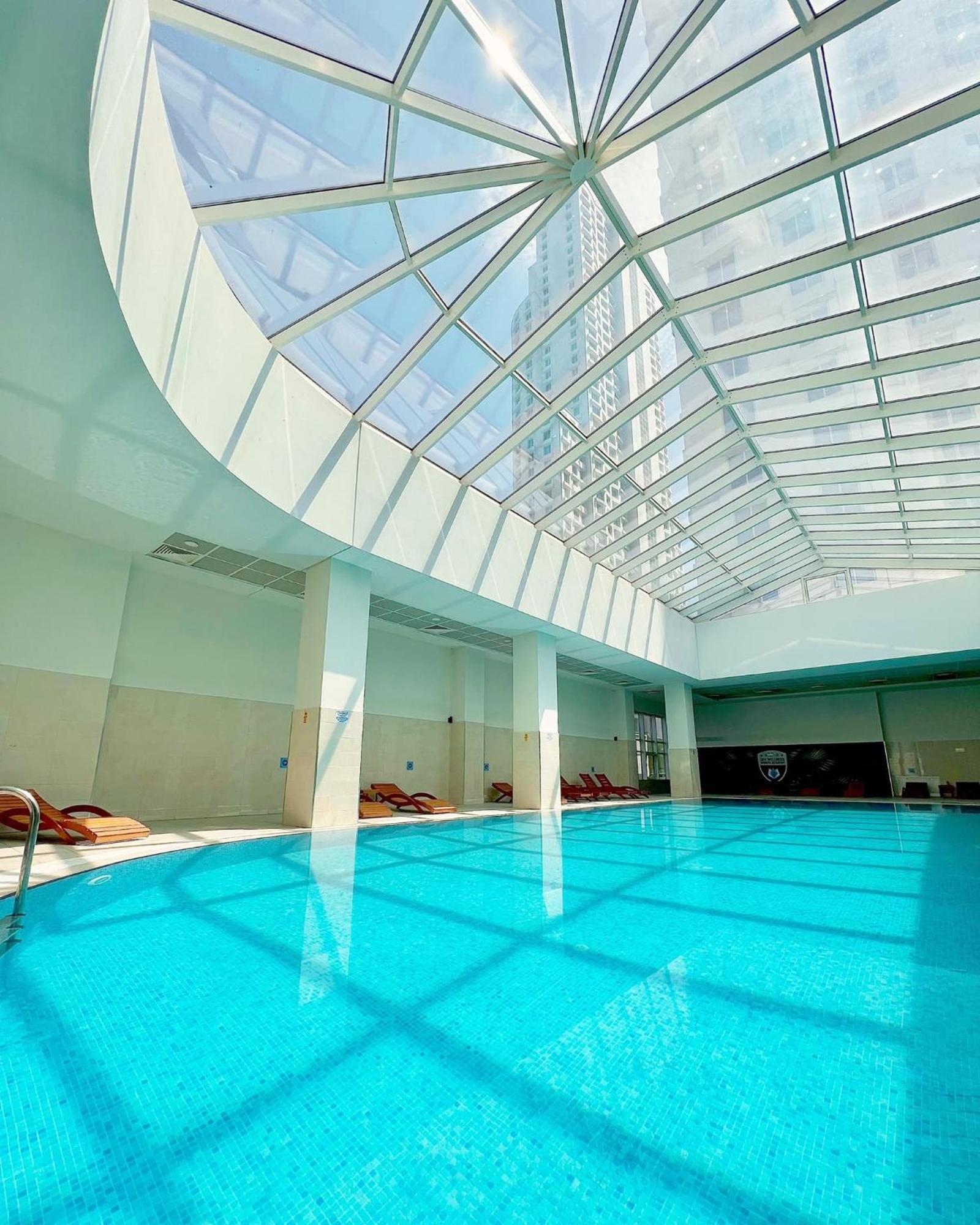 Skopje Sky City 19Th Floor Twin & 12Th Floor & 25Th & 33 Floor Apartments & With Pool & Spa & Gym & Parking Included In Price エクステリア 写真