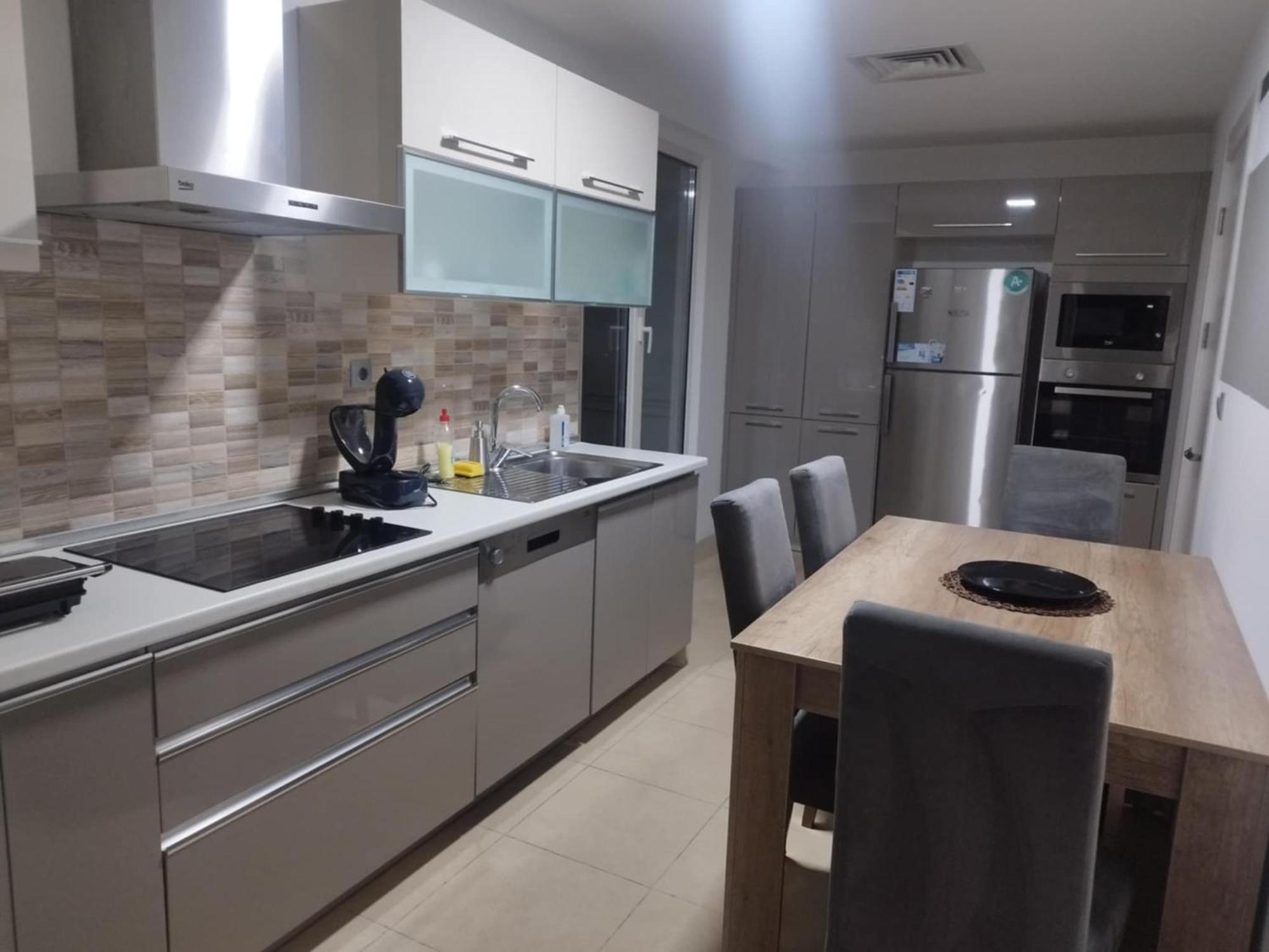 Skopje Sky City 19Th Floor Twin & 12Th Floor & 25Th & 33 Floor Apartments & With Pool & Spa & Gym & Parking Included In Price エクステリア 写真