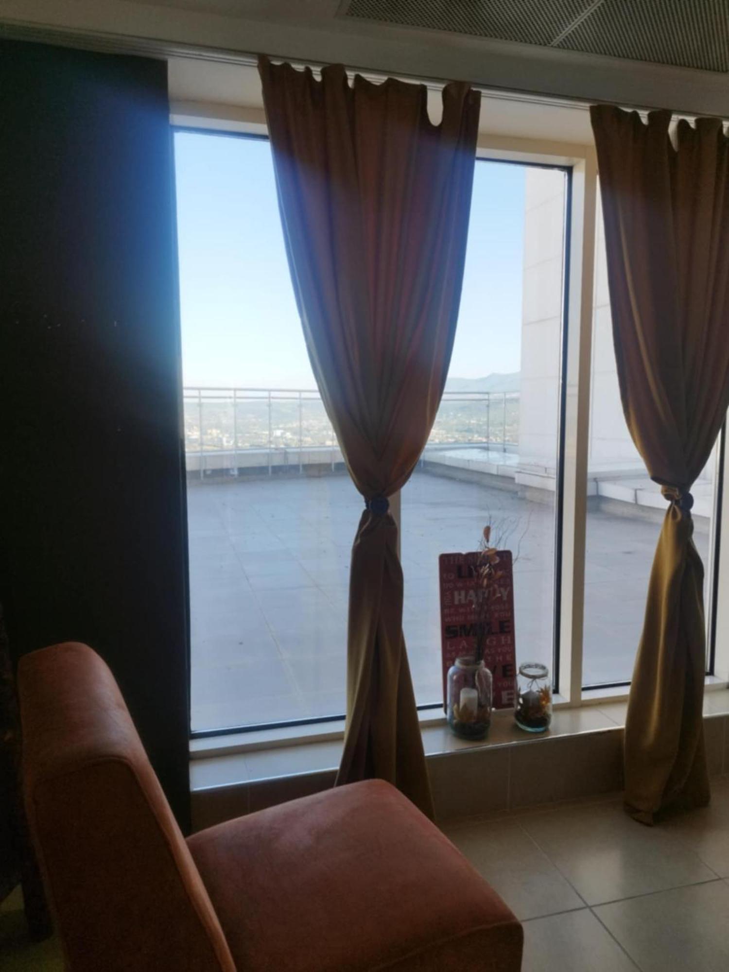 Skopje Sky City 19Th Floor Twin & 12Th Floor & 25Th & 33 Floor Apartments & With Pool & Spa & Gym & Parking Included In Price エクステリア 写真